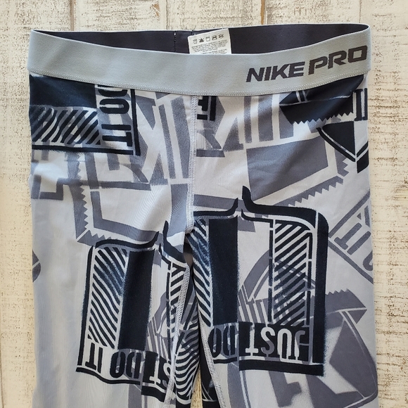 Nike Pro Compression Just Do It  Print Capri - Picture 3 of 8